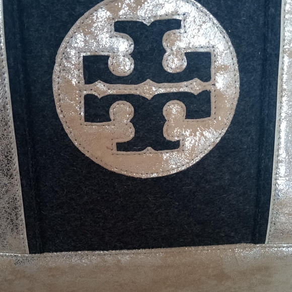 Tory and Burch Wool, Suede & Metallic Tote bag - Picture 2 of 7